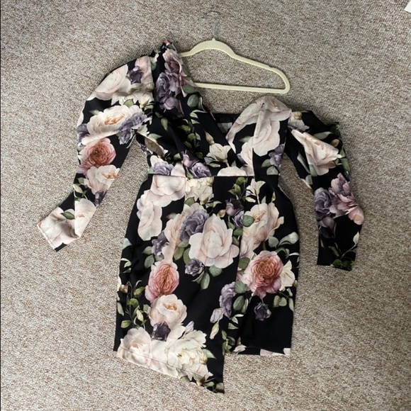 ASOS Dresses & Skirts - Women’s ASOS Floral One shoulder Dress size 8